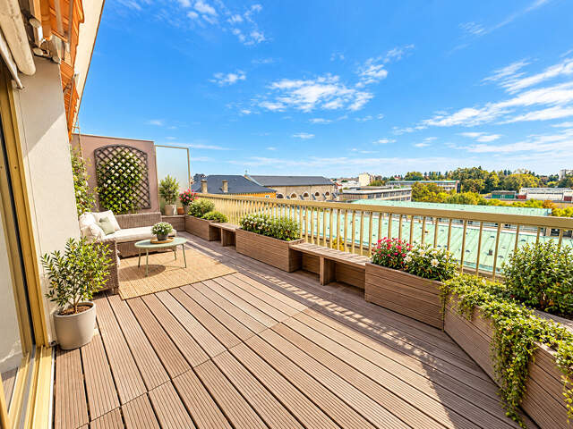 DUPLEX DE STANDING - DERNIER ÉTAGE - TERRASSE 23 m² - COEUR DE PAU — photo du bien