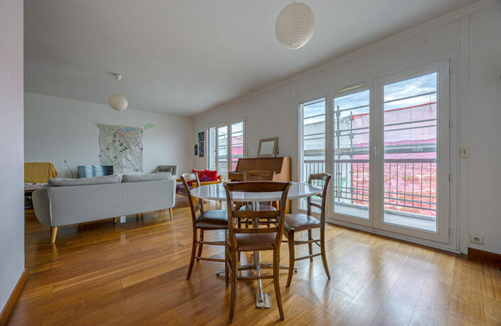 Appartement 5 pièces à vendre à Chambéry - Dernier étage avec garage et balcon — photo 2