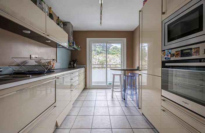 Appartement 5 pièces à vendre à Chambéry - Dernier étage avec garage et balcon — photo 5