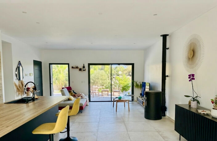 MAISON DE PLAIN PIED 100m2 TERRAIN 538m2 GARAGE ET PISCINE — photo 4