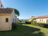 EXCLU À VENDRE - STUDIO VUE MER  33m2 AVEC PARKING  13960 SAUSSET LES PINS — photo 2