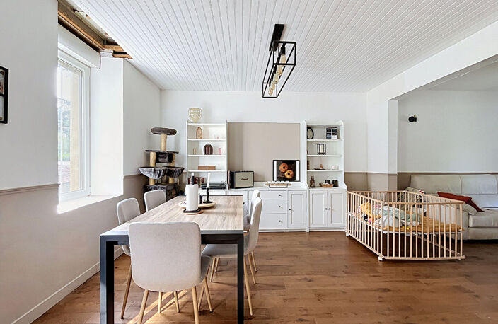 Maison  6 pièce(s) 123 m2 avec des dépendances sur une parcelle de 2464m² — photo 3
