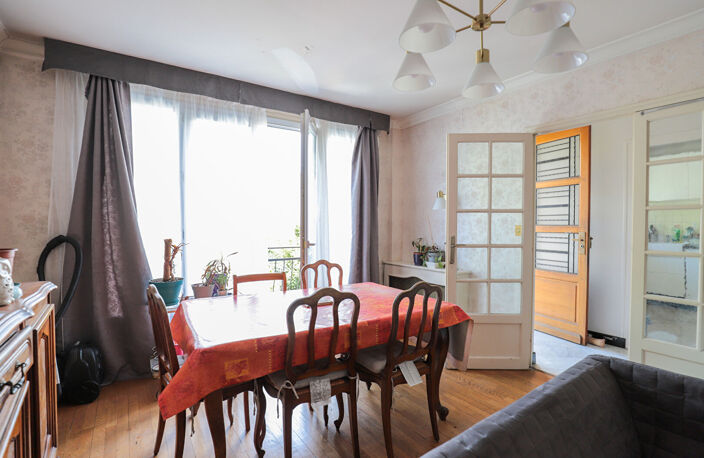 Maison Clamart 7 pièce(s) 151 m2 — photo 2