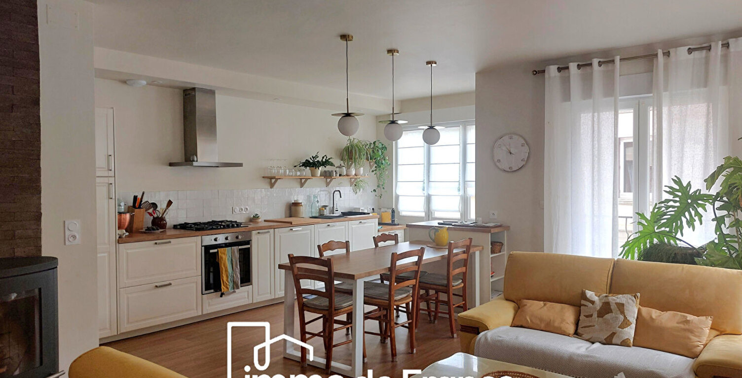 Maison de village 88 m2 avec garage et jardinet — photo 1