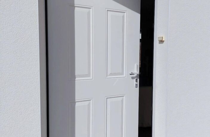 Maison de plain pied avec garage et jardin, au calme. — photo 3