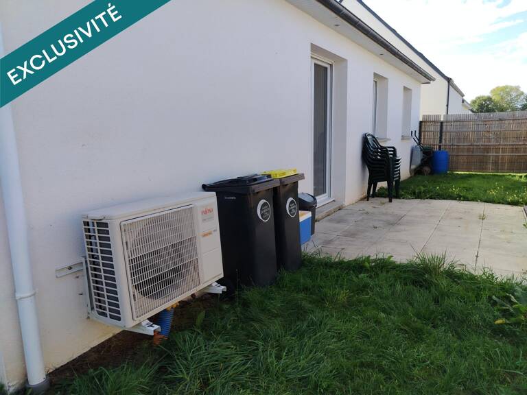 Maison de plain pied avec garage et jardin, au calme. — photo 1