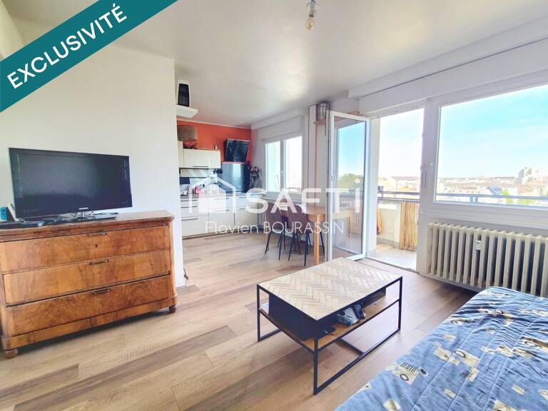STRASBOURG NEUDORF  APPARTEMENT 3 PIÈCES AVEC BALCON  62 m²  8e ÉTAGE AVEC ASCENSEUR -  VUE DEGAGÉE — photo 1