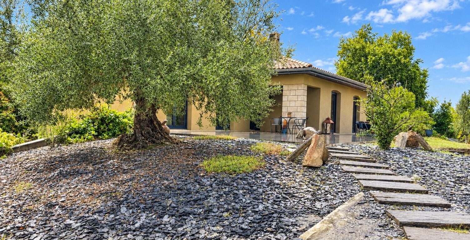 Villa d'exception à Eysines, entre luxe et sérénité — photo 1