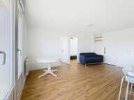 Voiron hypercentre  Appartement 2 chambres, refait à neuf et meublé — photo 4