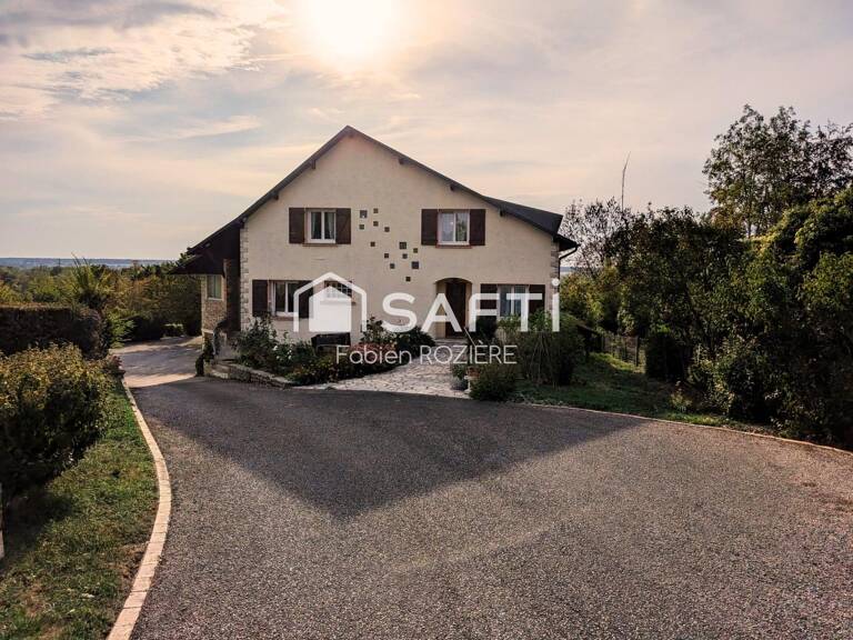 Propriété pleine de charme avec vue dégagée — photo 1