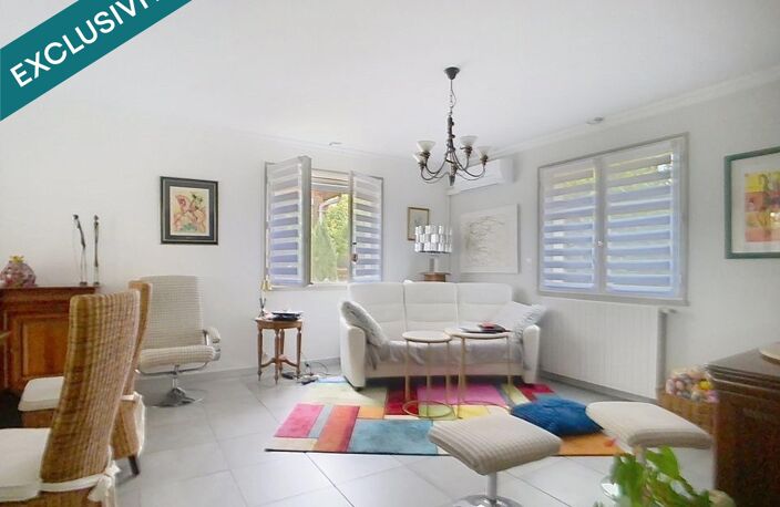 Une maison généreuse avec confort de plain-pied, la piscine en plus — photo 2