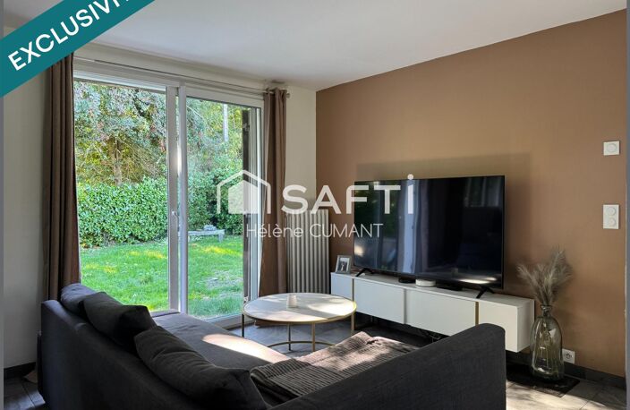 Maison de plain-pied rénovée avec jardin arboré, proche du centre-ville. — photo 2