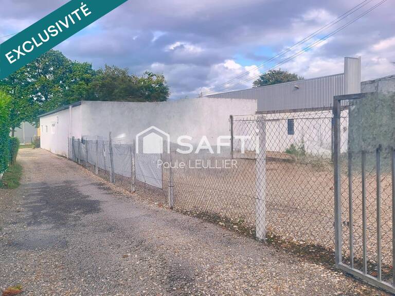 Ensemble immobilier de rapport. Accès A 13 à proximité. — photo 1