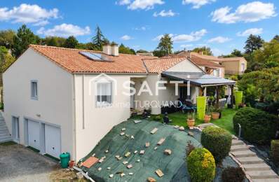 Pavillon sur sous-sol 143m², 3 chambres, 1090m² de terrain. — photo du bien