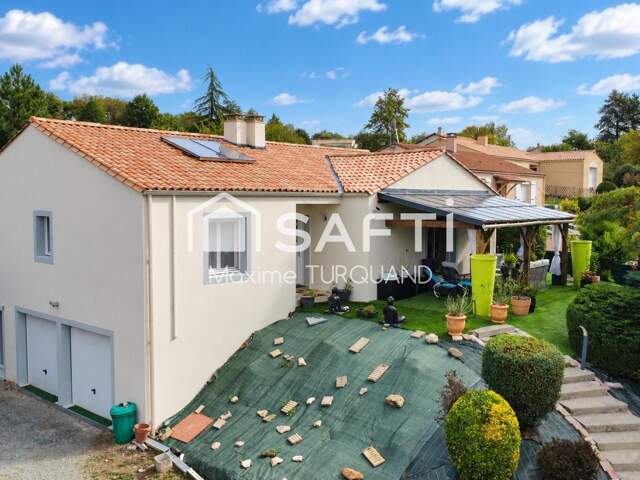 Pavillon sur sous-sol 143m², 3 chambres, 1090m² de terrain. — photo du bien