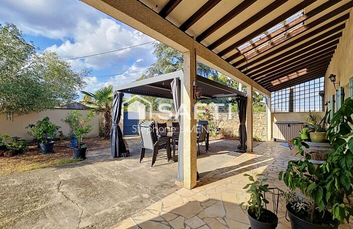 Maison traditionnelle de 148 m² et parcelle de 697 m² — photo 3