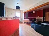 Immeuble avec appartement T4 de 136m² + murs commerciaux — photo 4