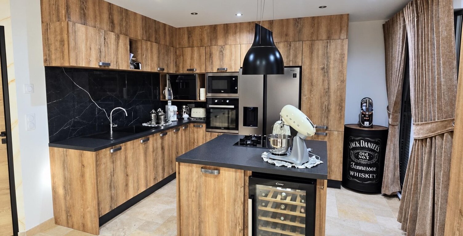 Plain-pied de 2020, garage XXL, combles aménageable! — photo 1