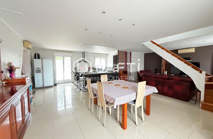 Agréable maison T6 avec garage sur 1290 m2 clos — photo 2
