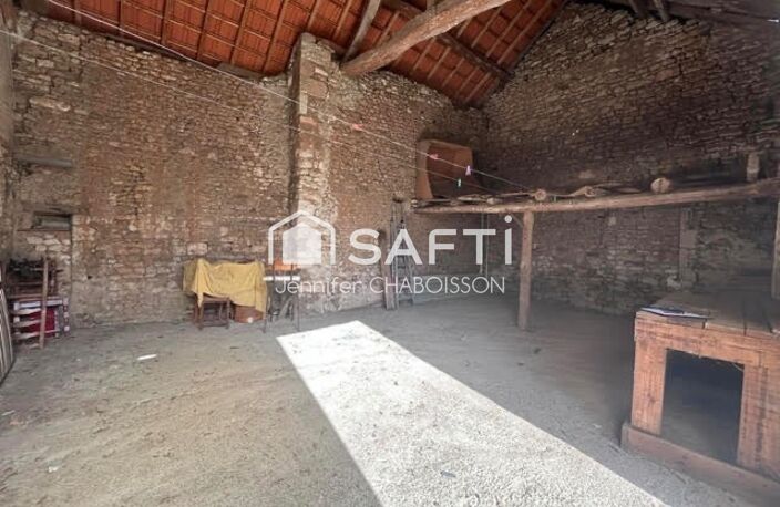 MAISON AVEC GRANGES, DEPENDANCES ET FORT POTENTIEL — photo 5