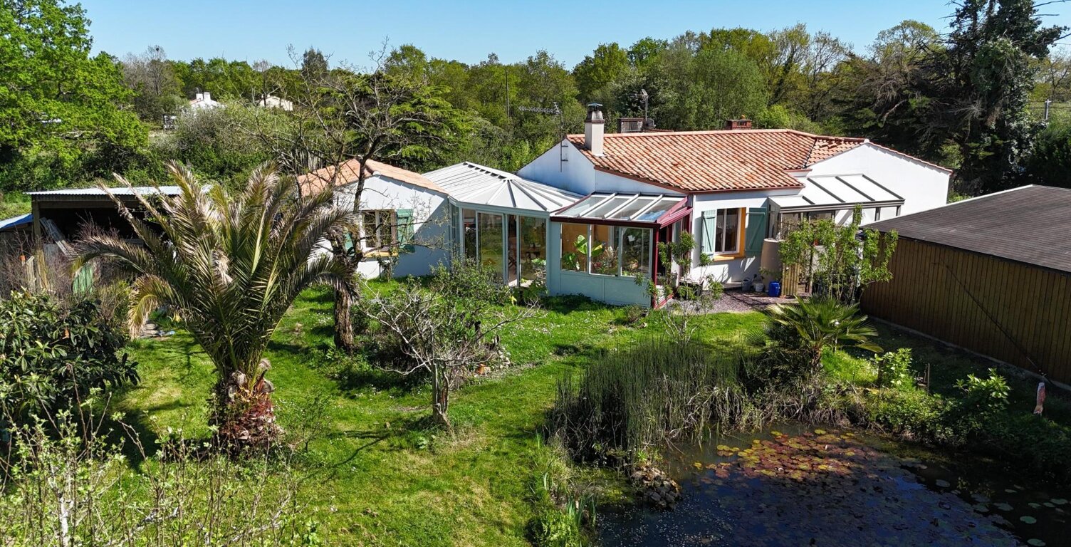 Maison située en campagne. — photo 1