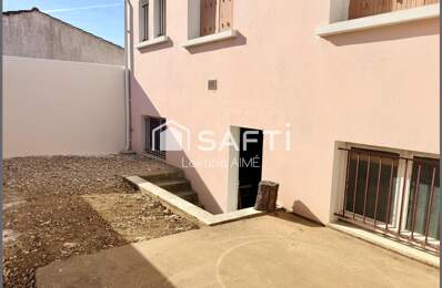 LA ROCHELLE QUARTIER SAINT ELOI - MAISON A RENOVER, BEAU POTENTIEL, JARDIN ET GARAGE / SOUS-SOL — photo du bien