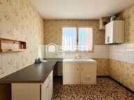 LA ROCHELLE QUARTIER SAINT ELOI - MAISON A RENOVER, BEAU POTENTIEL, JARDIN ET GARAGE / SOUS-SOL — photo 3