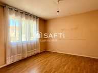 LA ROCHELLE QUARTIER SAINT ELOI - MAISON A RENOVER, BEAU POTENTIEL, JARDIN ET GARAGE / SOUS-SOL — photo 4