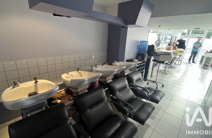 Vente Esthétique, Coiffure 104 m&sup2; — photo 5