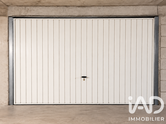 Vente Garage 14 m&sup2; — photo du bien