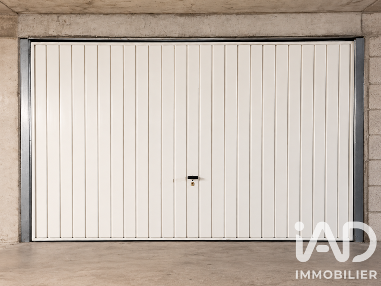 Vente Garage 14 m&sup2; — photo 1