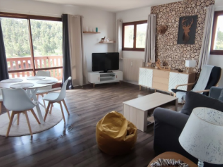 GREOLIERE LES NEIGES  TRES BEAU 2 PIECES ENTIEREMENT REFAIT — photo 1