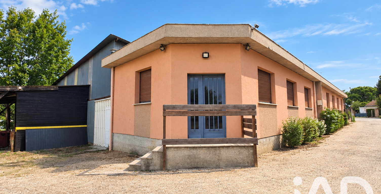 Vente Boutique/Local commercial 84 m&sup2; — photo 1