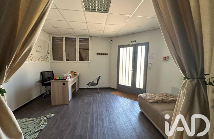 Vente Boutique/Local commercial 84 m&sup2; — photo 2