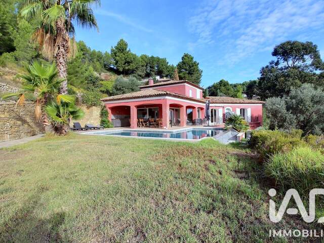 Vente Maison/villa 8 pièces — photo du bien