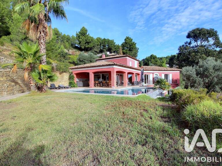 Vente Maison/villa 8 pièces — photo 1
