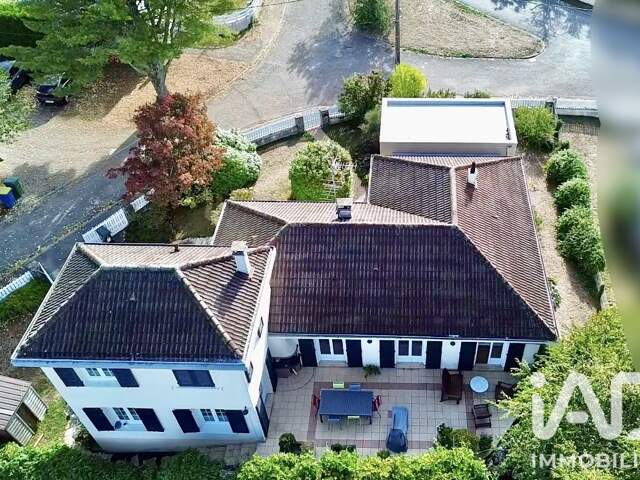 Vente Maison/villa 8 pièces — photo du bien