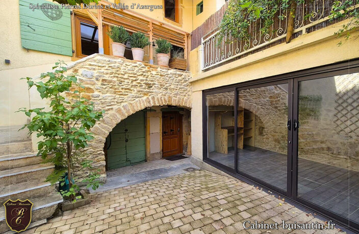 Maison de village en pierres avec terrasse et cour — photo 3