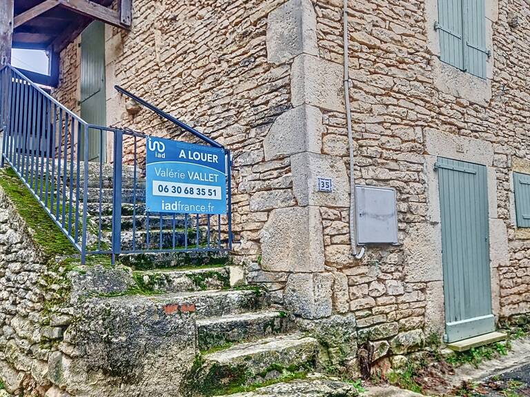 Location Maison de ville 2 pièces — photo 1