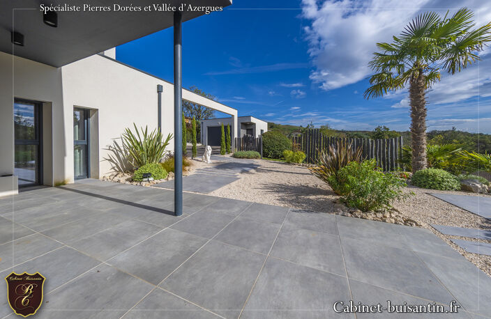 Maison contemporaine avec vue imprenable et piscine — photo 2