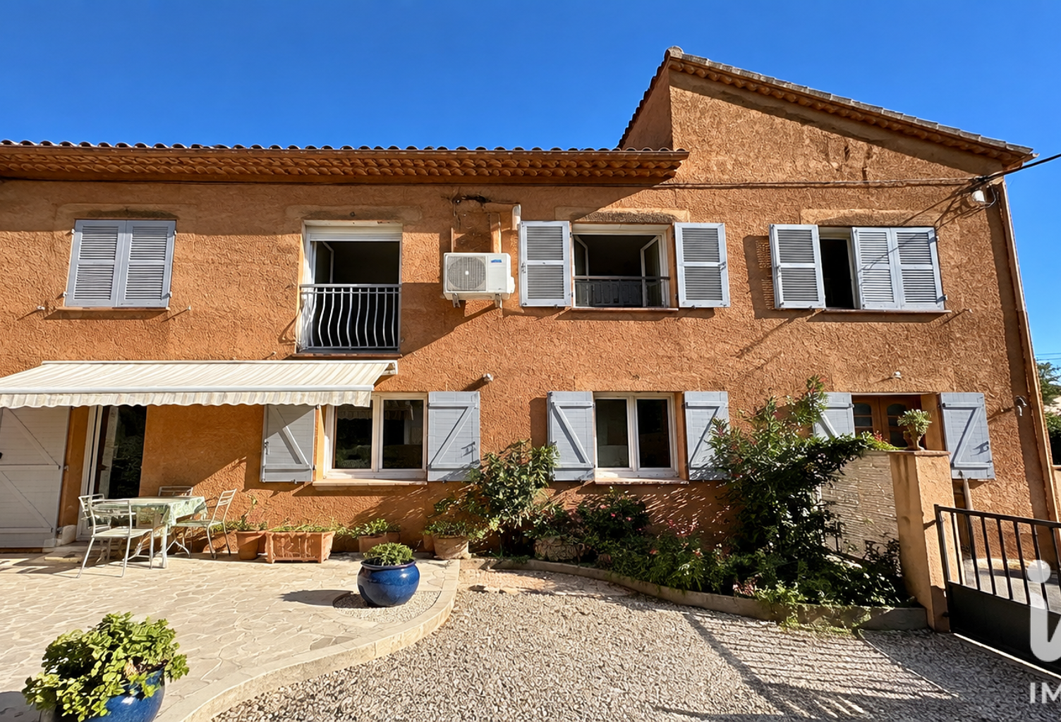 Vente Immeuble 190 m&sup2; — photo 1