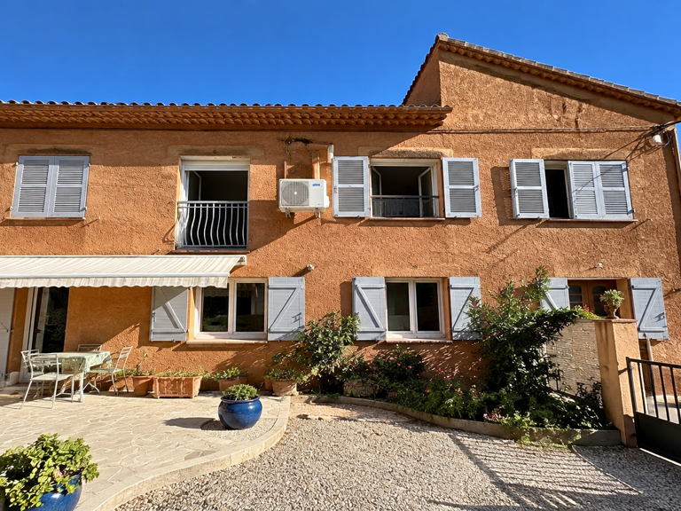 Vente Immeuble 190 m&sup2; — photo 1