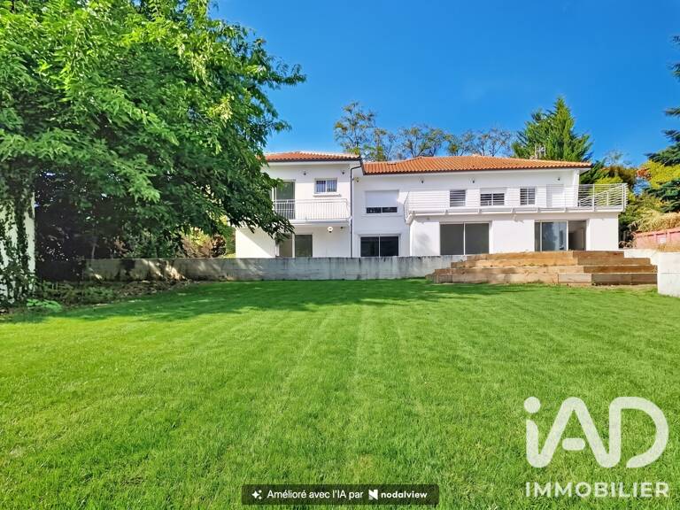 Vente Maison/villa 9 pièces — photo 1