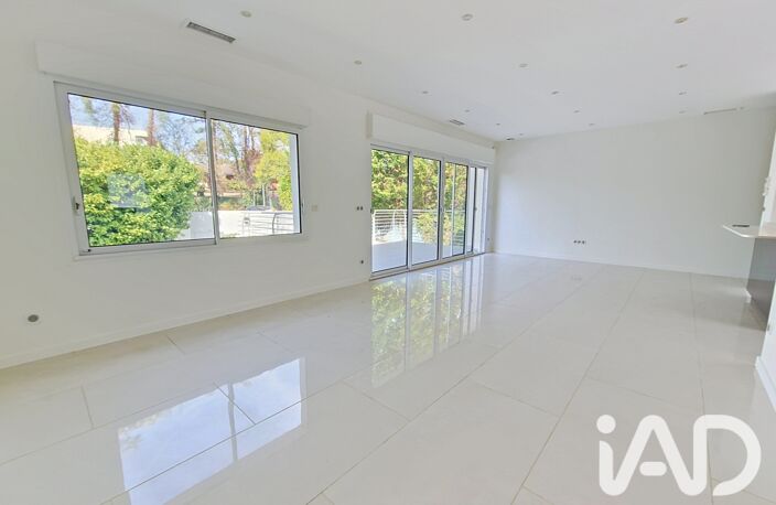 Vente Maison/villa 9 pièces — photo 3