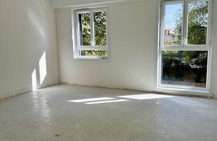 Vente Appartement 4 pièces — photo 2
