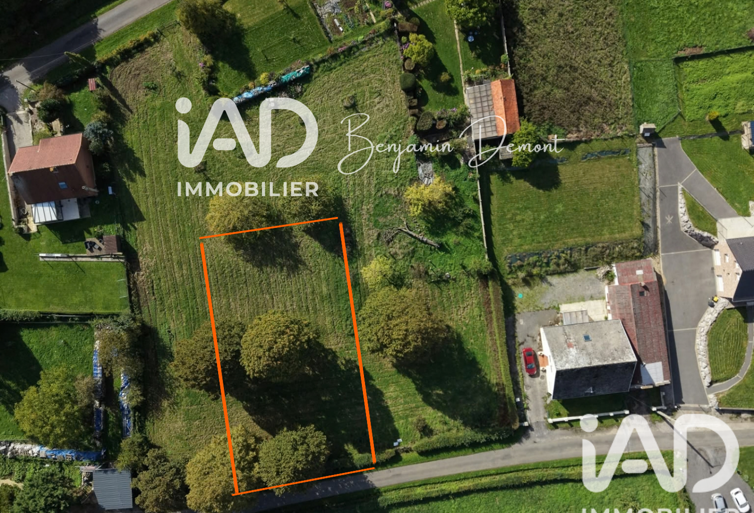 Vente Terrain 896 m&sup2; — photo 1