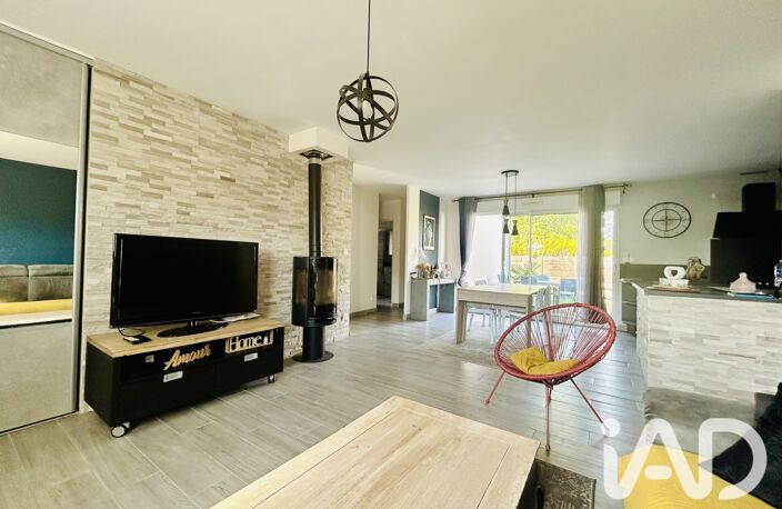 Vente Maison/villa 4 pièces — photo 2