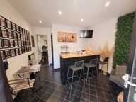 Local commercial — photo 2