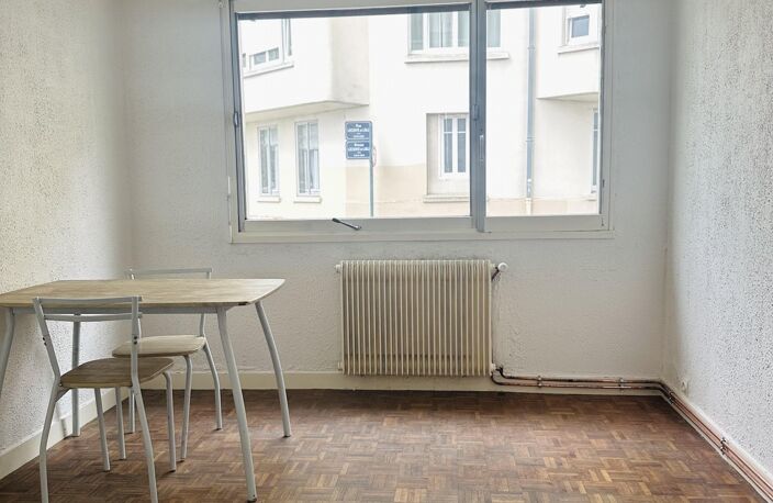 Vente Studio 1 pièce — photo 2