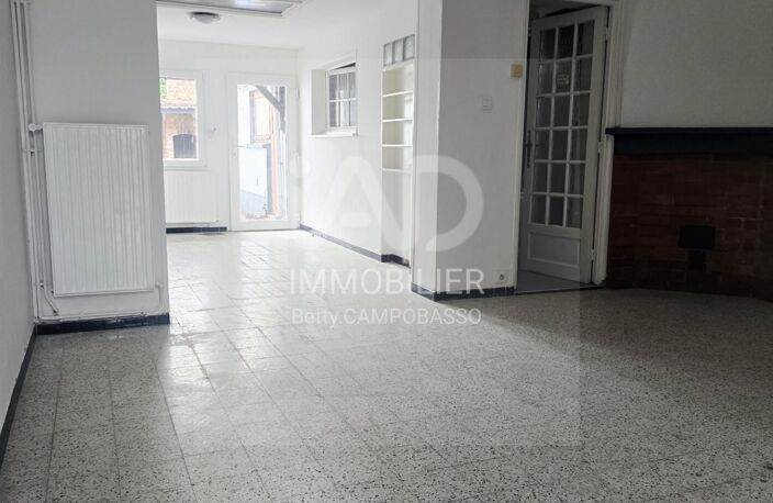 Vente Maison de ville 4 pièces — photo 2